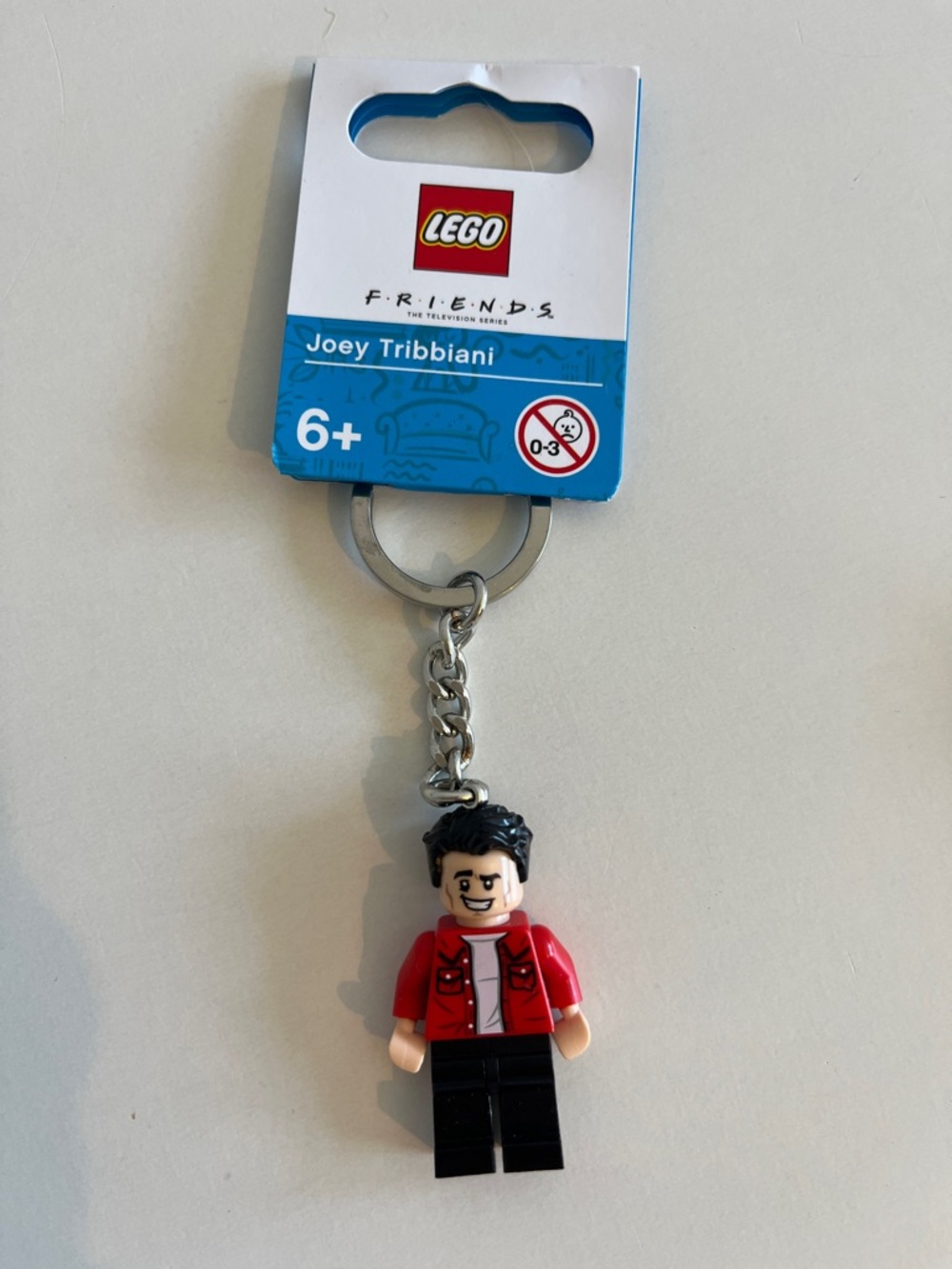 FRIENDS Lego Mini-Figure Keychain Set - Picture 6 of 8